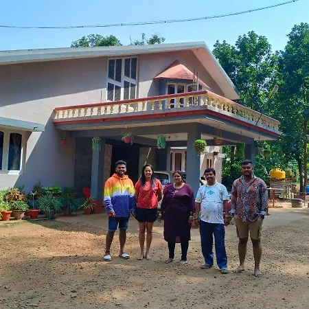 Attimara Homestay Somvarpet Room photo
