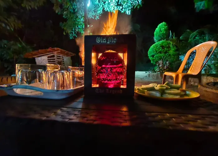 Attimara Homestay